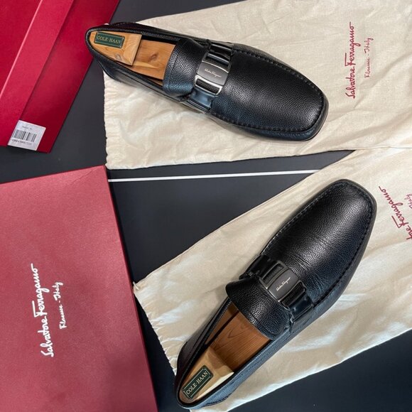 VNDS Salvatore Ferragammo Leather Moc Toe Drivers/Slip-ons